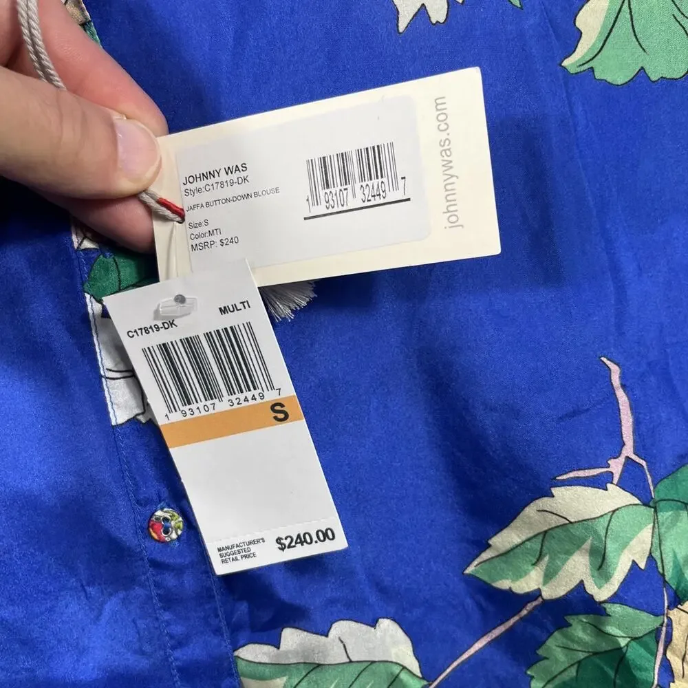 Johnny Was NWT‎ Blouse 100% Silk Floral, Small, Retail $240 - Picture 2 of 12
